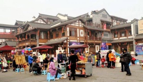 线下股票配资 为什么网红文旅项目大多数都很短命？